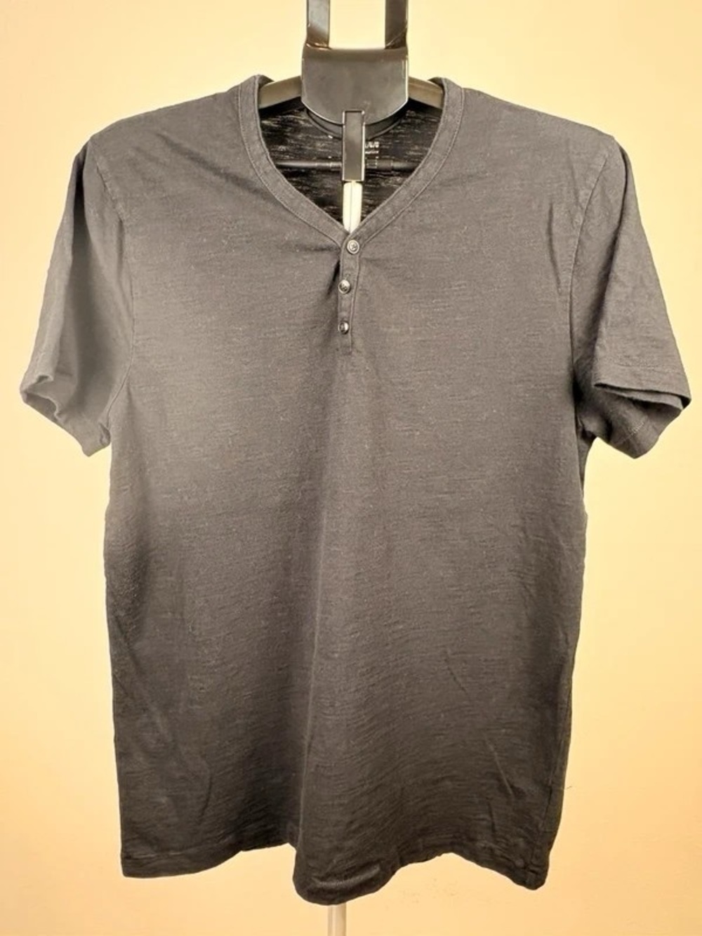 Classic Men's Short-Sleeve Henley T-Shirt - Black